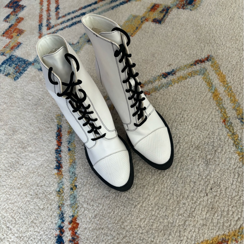 Women’s Heeled Boots